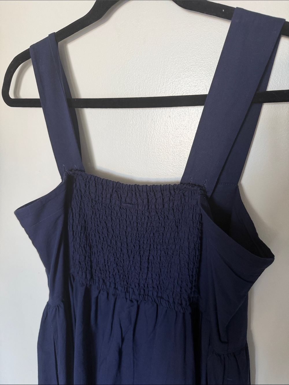 Uniqlo Navy Blue Linen Blend Shirring Sleeveless Midi Dress Medium VGUC - Picture 3 of 9